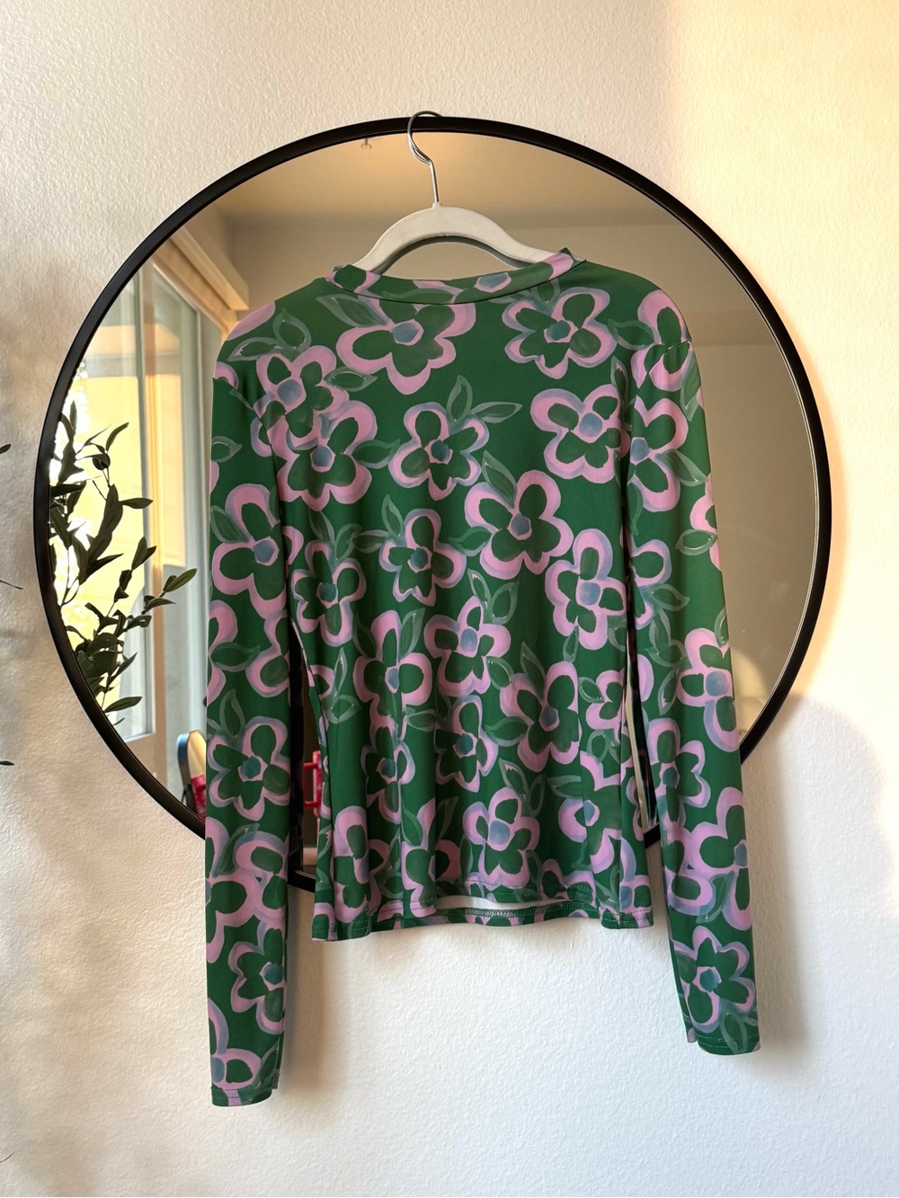 Nasty Gal Green Long Sleeve Fitted Top with Pink Floral Print 6
